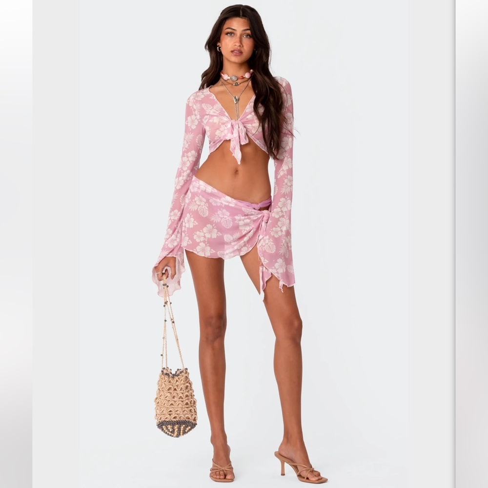 EDIKTED - Hibiscus top and sarong set